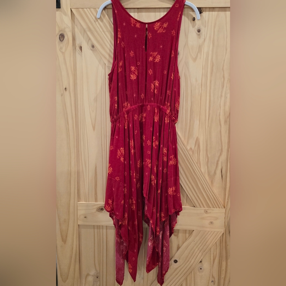 Miss Me Red Floral Sleeveless Asymmetrical Hem Sundress Size Large